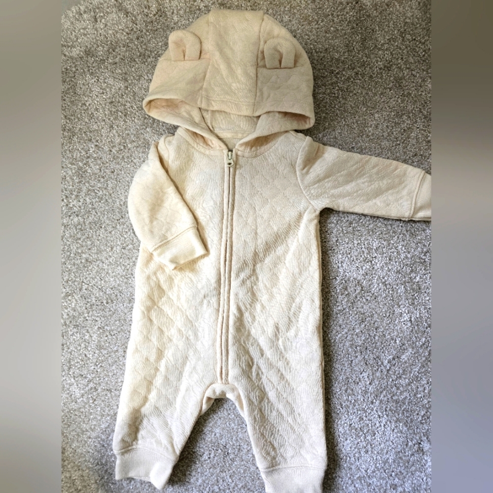 Carter's warm suit